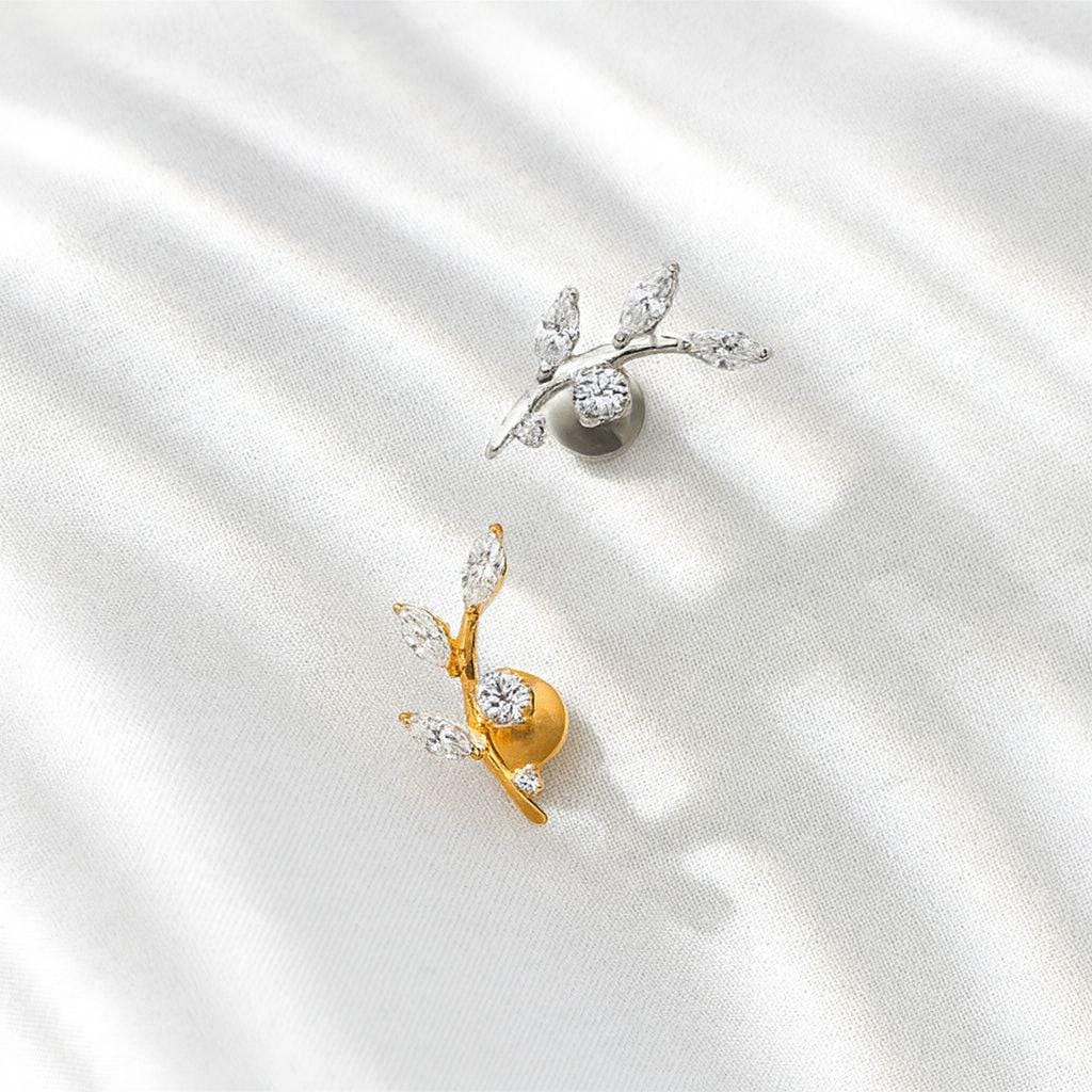 Titanium Labret Stud Earring • Leaf Flat Back Earring • Helix Earring • Tragus Earring • Cartilage Earring • Nose Ring • Gift for Her