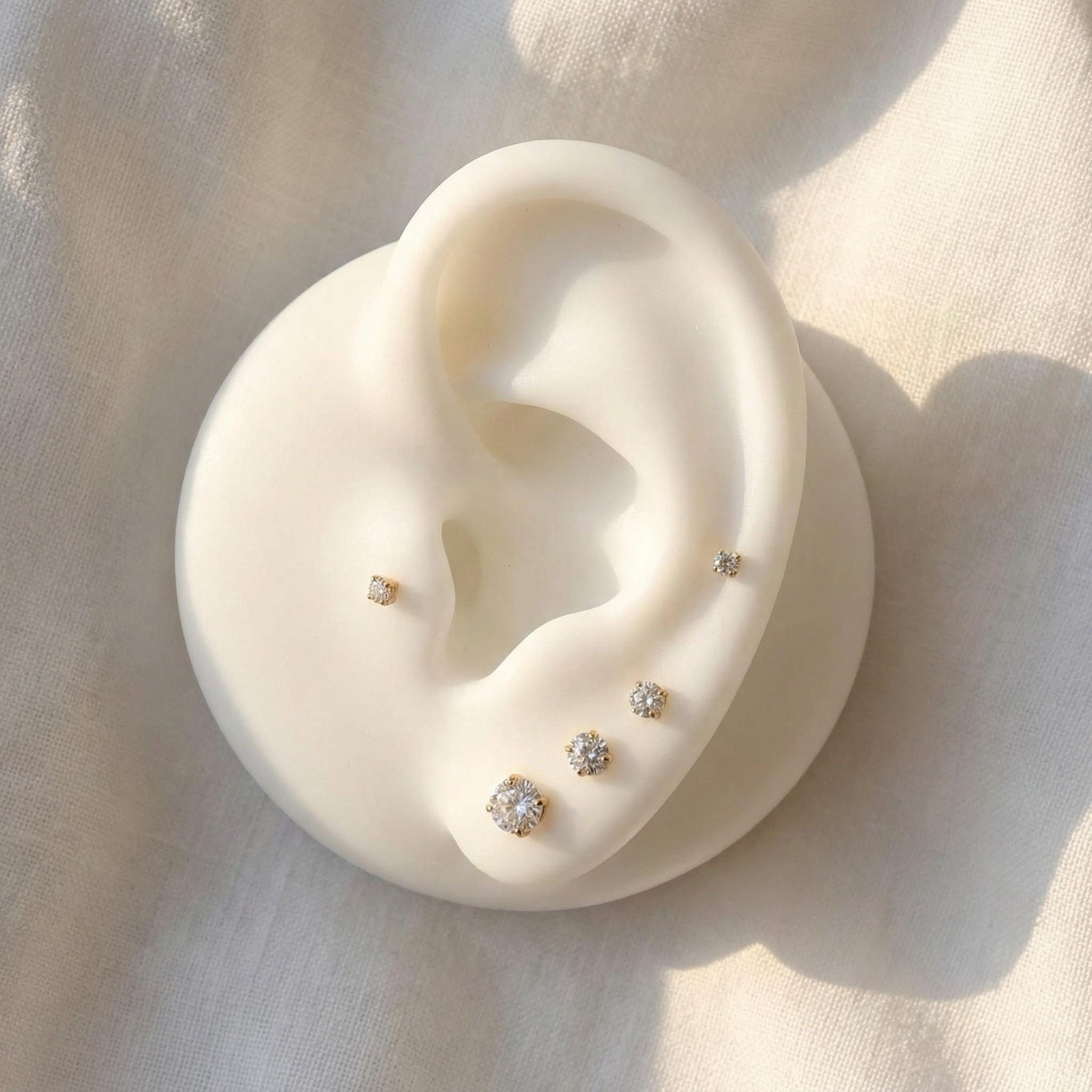 16G 18G 20G Threadless Titanium Stud, Gold Push Pin Flat Back, Tiny Diamond Nose Ring, CZ Helix Tragus Conch Cartilage Earring