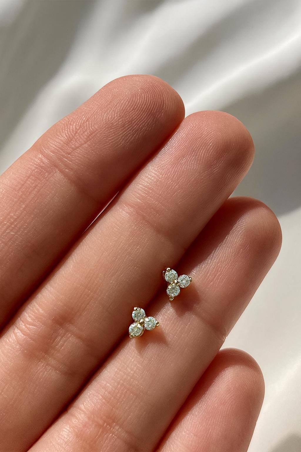 16G Titanium CZ Trinity Stud Earring • Tragus Earring • Helix • Cartilage • Internally threaded • Flat Back Earring • Gift for Her