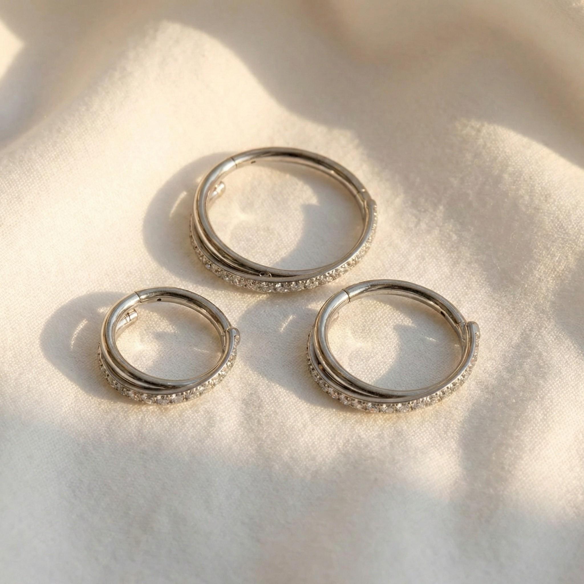Titanium Seamless Clicker Hoop, Hinged Segment Ring, Minimalist Septum Daith Helix Tragus Conch Earring, Hypoallergenic Basic Piercing