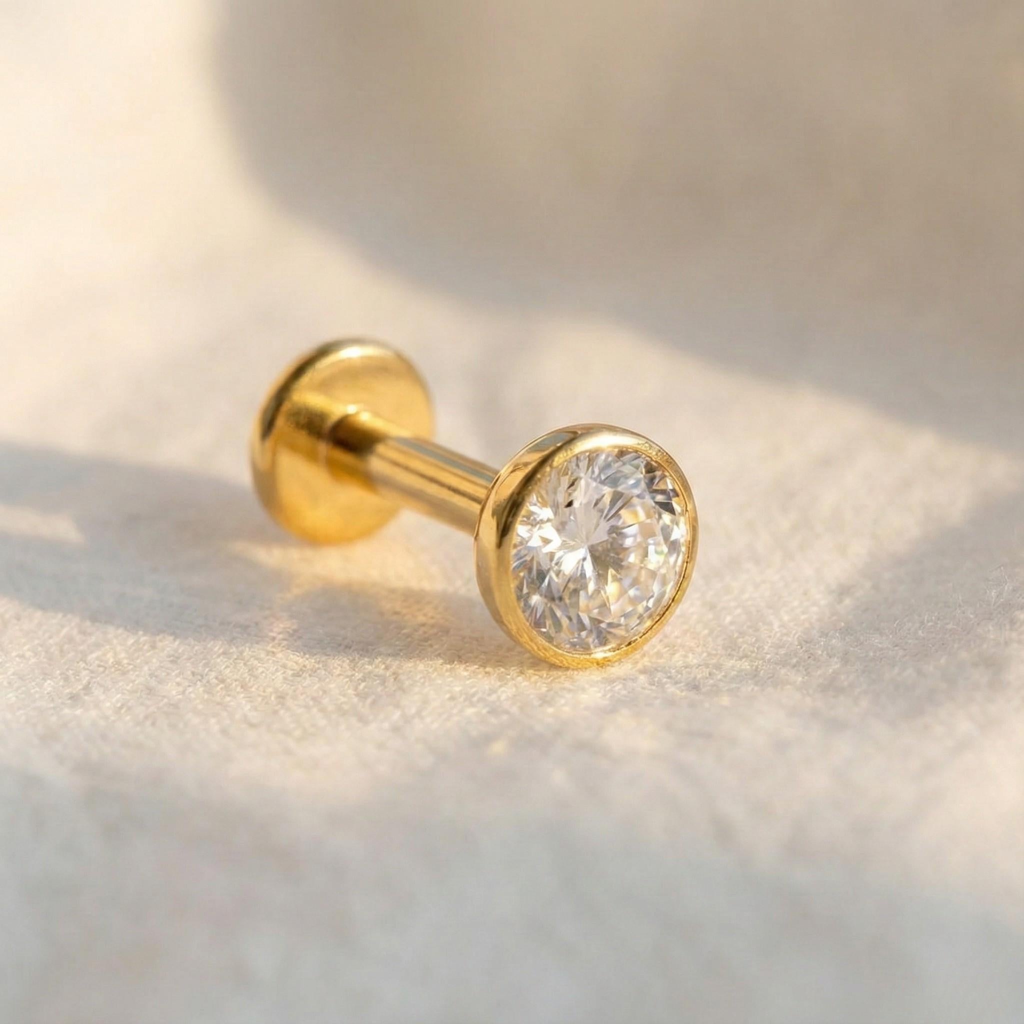 16G/18G Titanium Bezel CZ Labret Stud Earring • Tragus Earring • Helix • Cartilage • Internally threaded • Flat Back Earring • Gift for Her