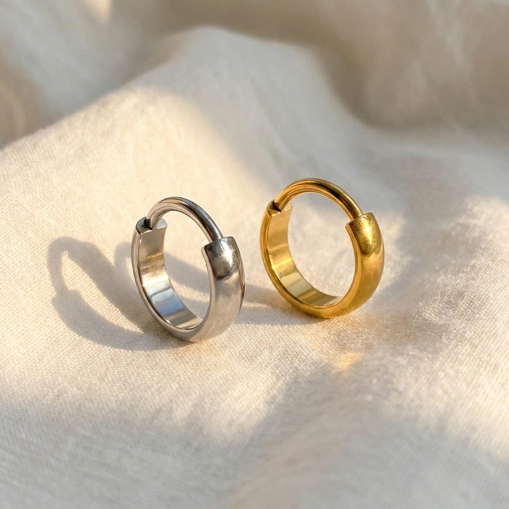 16G Titanium Chunky Conch Clicker, Wide Thick Band Hoop, Hinged Segment Ring for Septum Helix Lobe, Hypoallergenic Bold Piercing