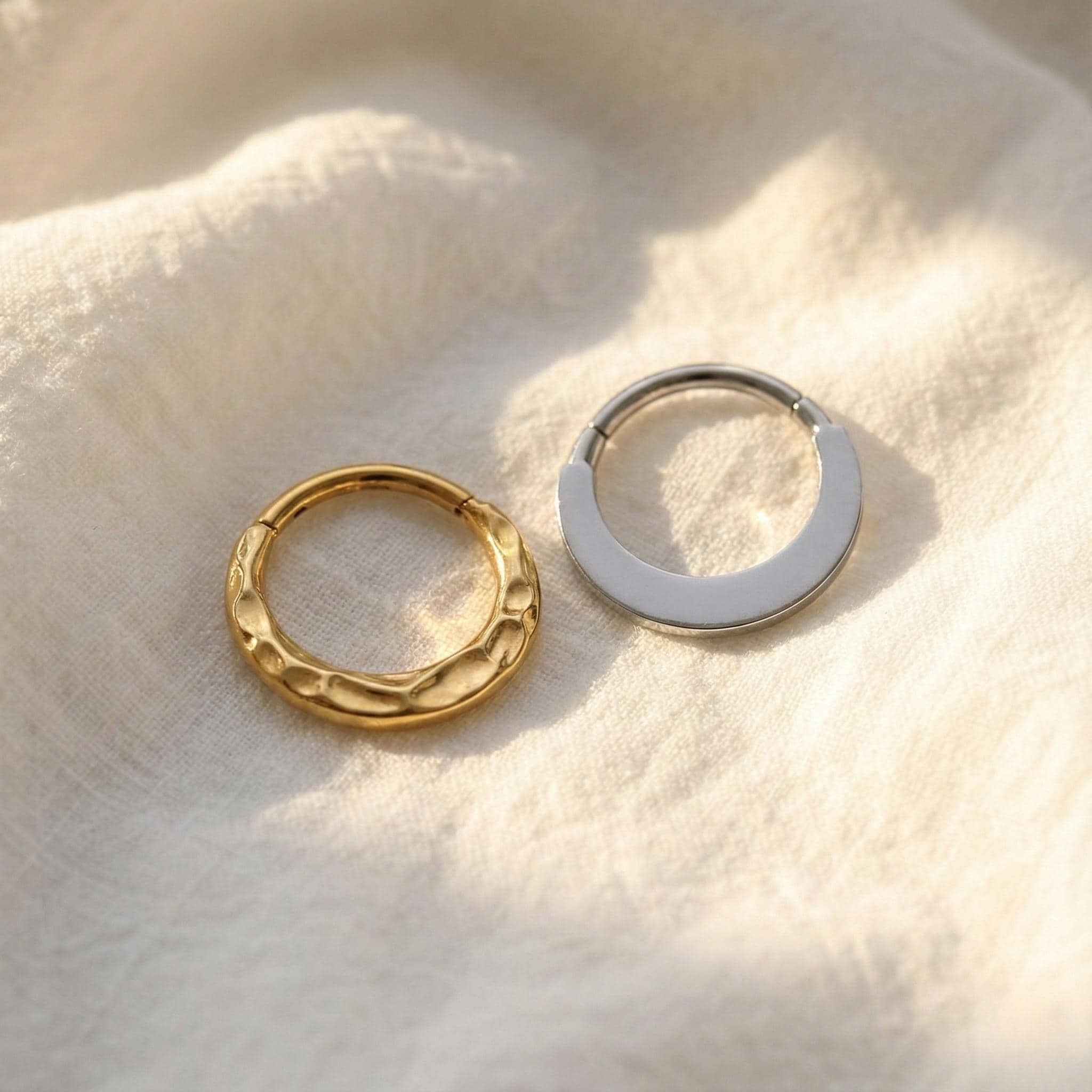 16G Hammered Moon Clicker Hoop Septum Ring Titanium Nose Ring Septum Piercing Cartilage Gold Silver Daith Hoop Helix Hoop
