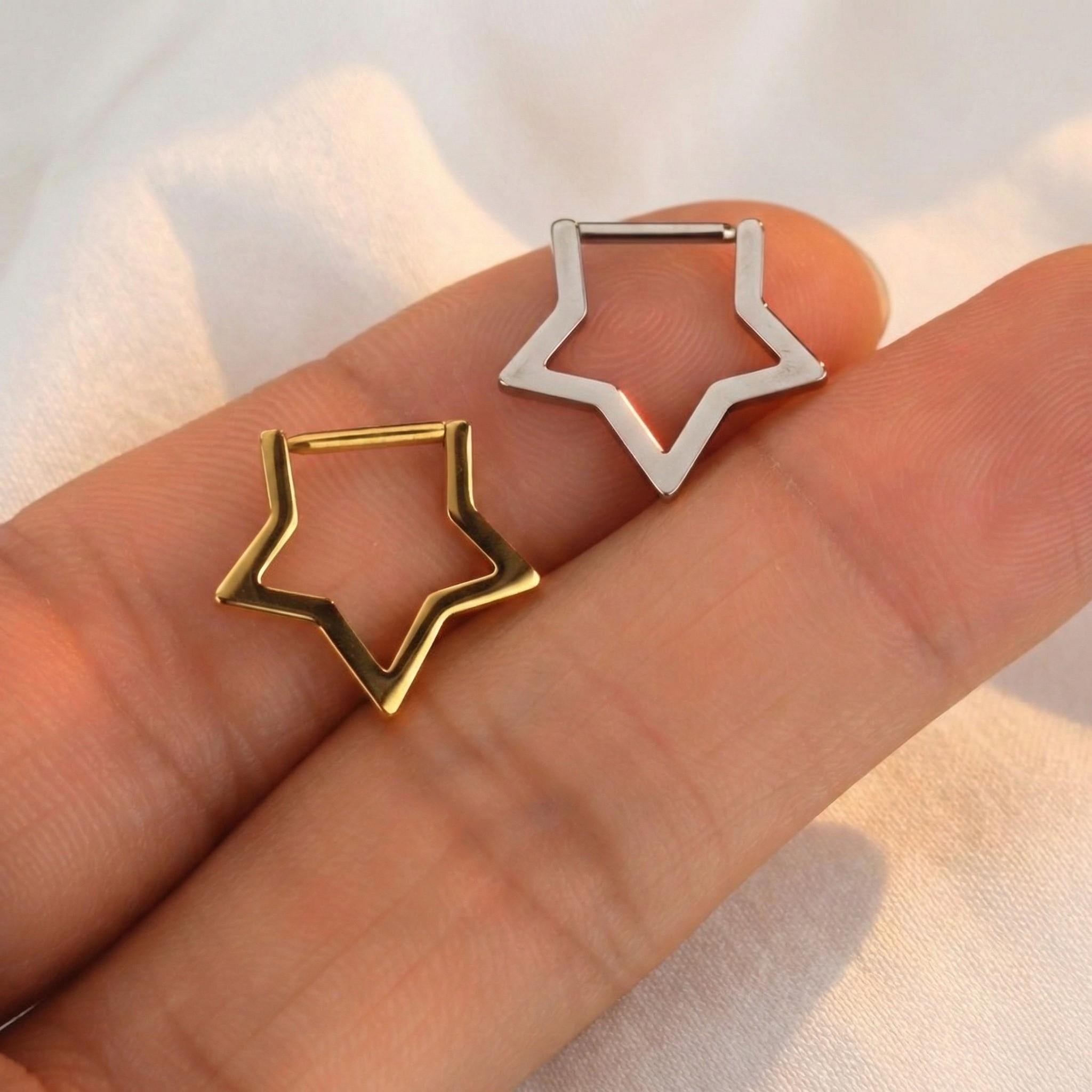 16G Implant Titanium Star Clicker Septum Ring/Silver Septum Piercing Jewelry/Daith Earring/Nose Piercing/Gold Star Helix Piercing/Gifts