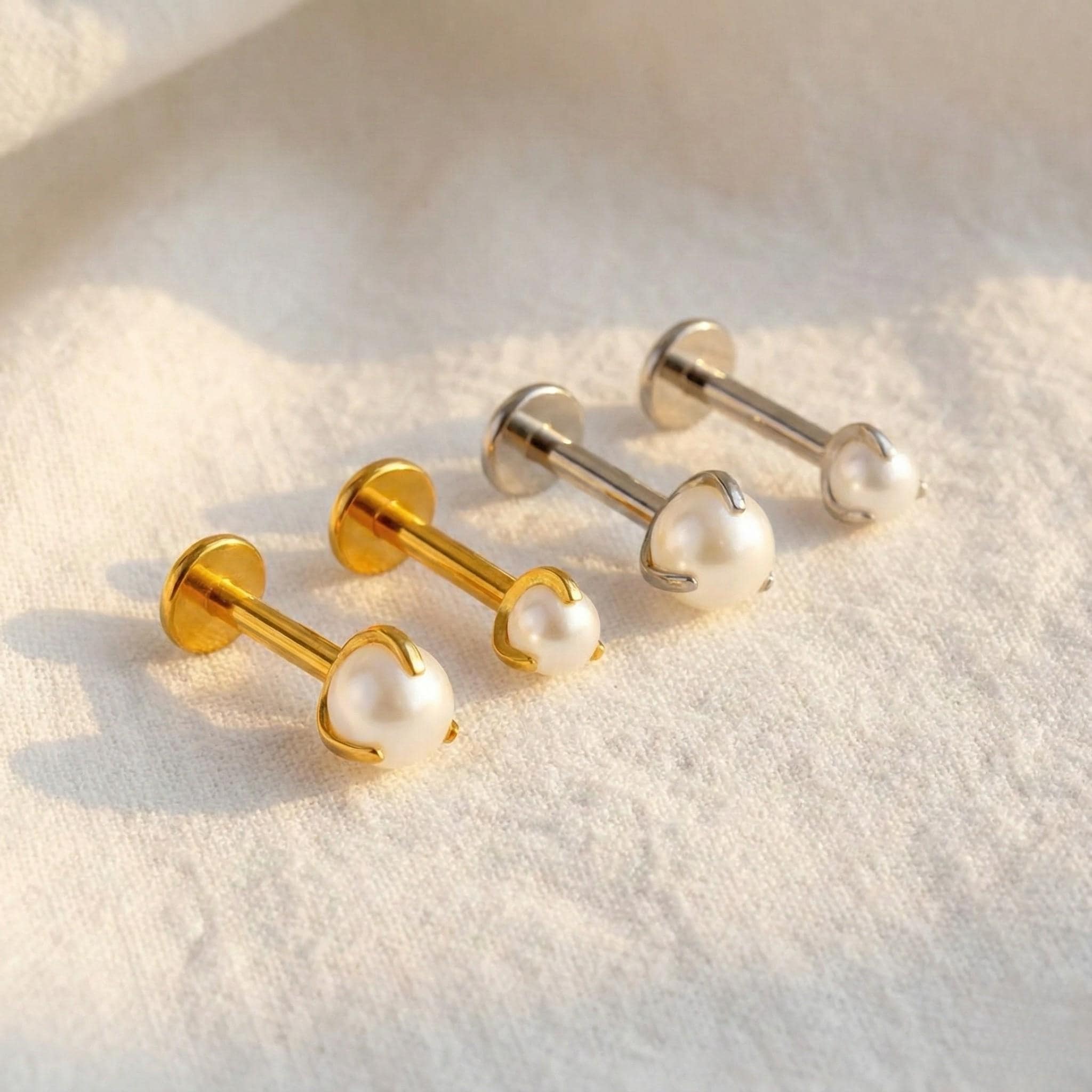Titanium Pearl Threadless Push Pin Labret, 4mm 5mm 6mm Pearl Flat Back Earring, Cartilage Stud Earring, Pearl Conch Tragus Helix Nose Stud