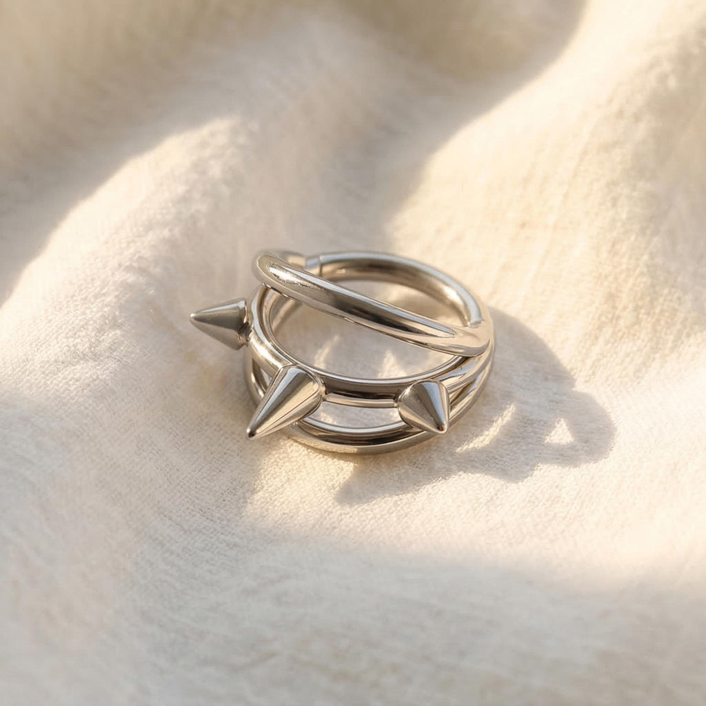 16G Titanium Triple Spike Septum Clicker, Edgy Daith Hoop, Hinged Segment Ring, Punk Cartilage Helix Piercing, Alternative Jewelry