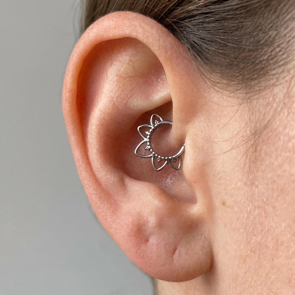 16G ASTM F136 Titanium Flower Petal Daith Hoop, Floral Septum Clicker, Hinged Cartilage Earring, Helix Tragus Conch Piercing
