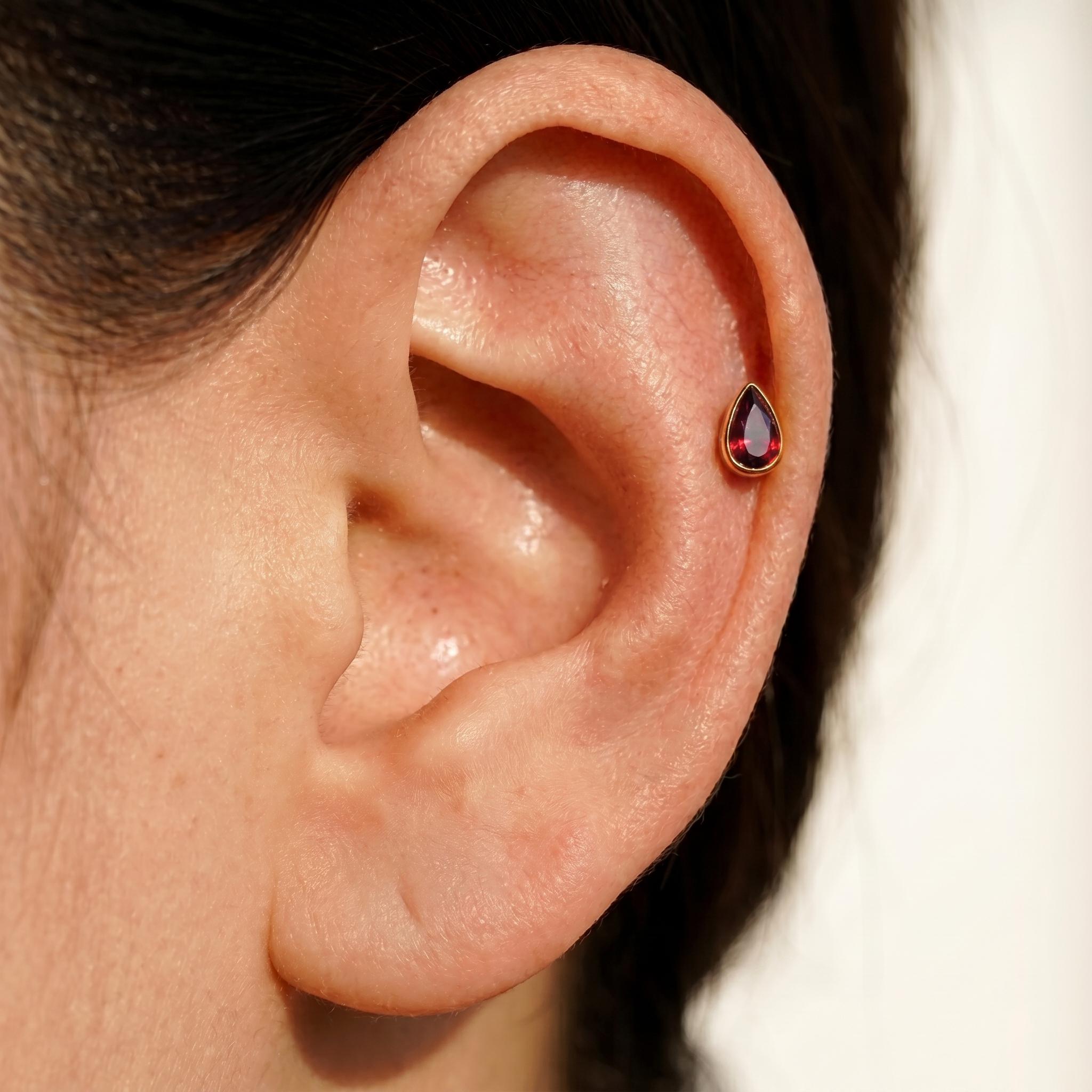 Garnet Teardrop CZ Labret – Titanium Red Drop Helix & Tragus Stud