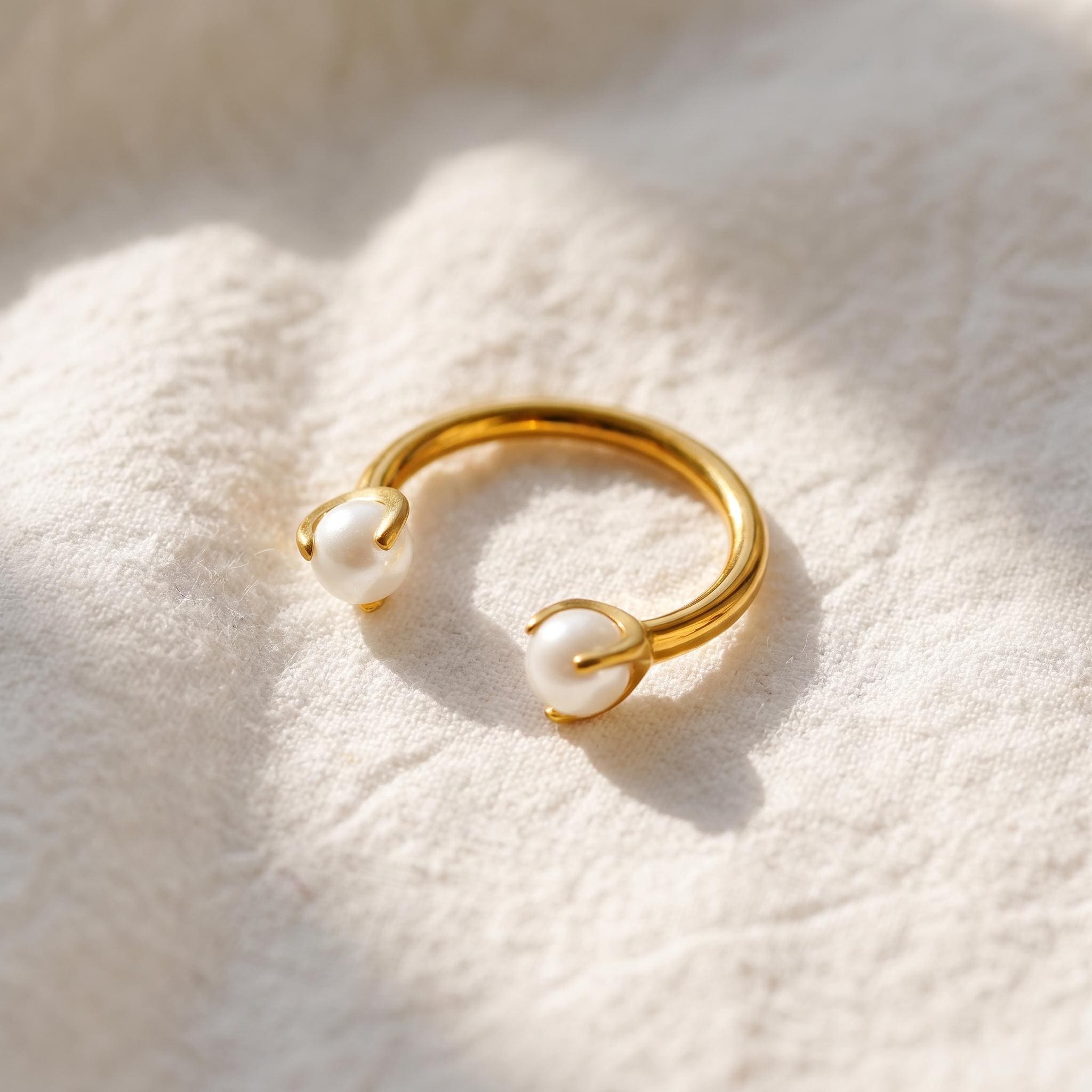 Pearl Horseshoe Septum Ring – Titanium Bridal Circular Barbell